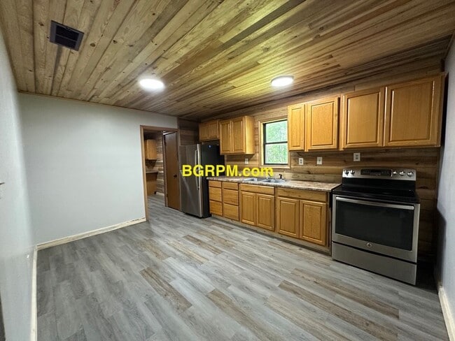 Foto del edificio - 3 Bed 2 Bath