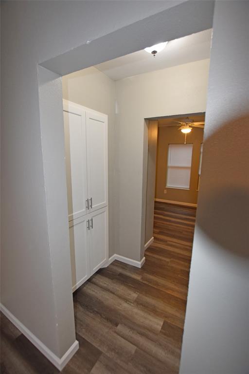 Building Photo - 122 Pineview Dr