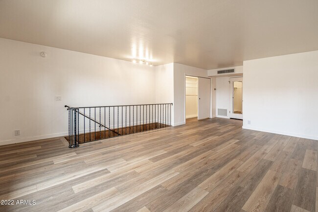 Building Photo - 29 Inner Cir