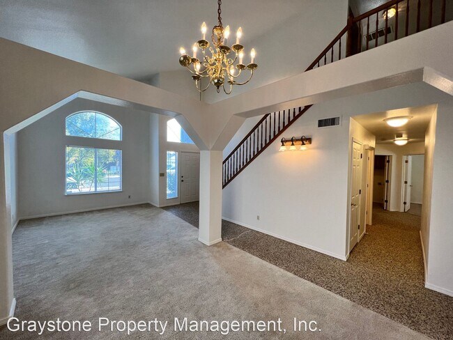Building Photo - 5 br, 3 bath House - 1631 Fir Drive