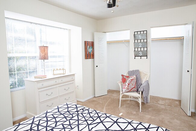 Foto del edificio - Galleria Pointe Apartments and Townhomes