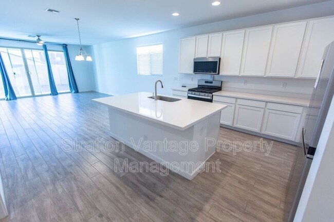 Foto del edificio - 13413 W Tether Trail