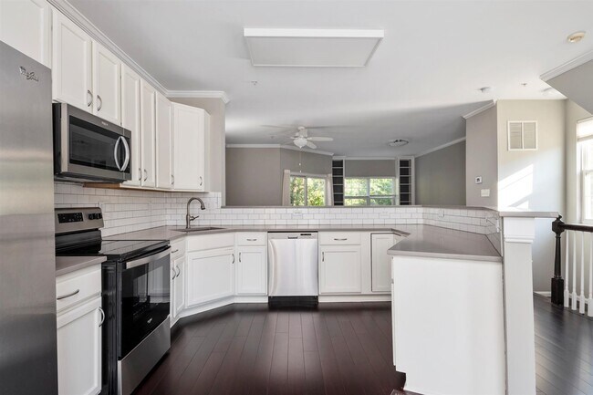 Kitchen - 602 Trout Run Ct