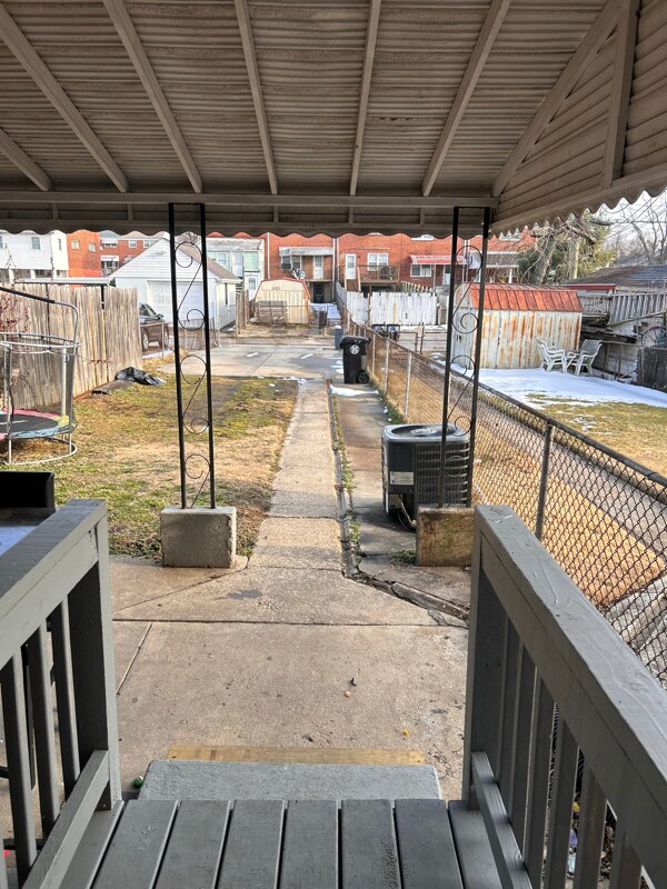 Foto del edificio - 1409 Nicolay Way