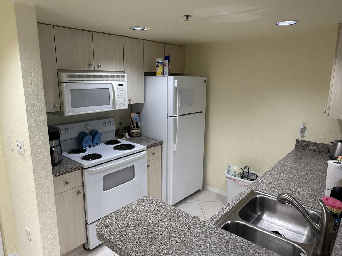 Primary Photo - 1801 N Flagler Dr