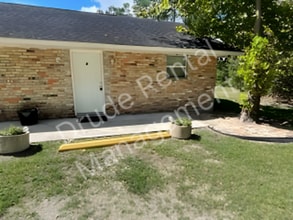 Building Photo - 12461 Wardline Rd