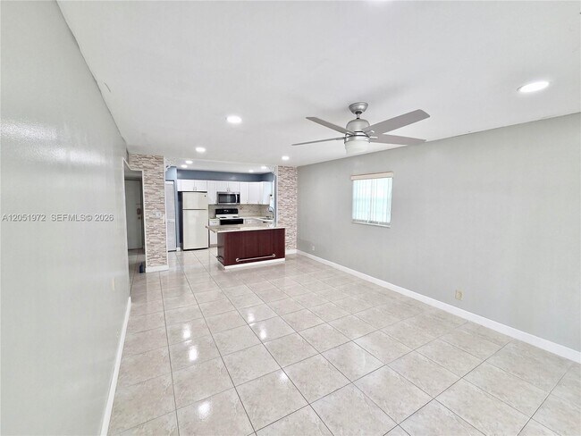 Foto del edificio - 4159 NW 90th Ave