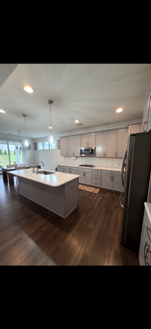 Building Photo - 15217 Shallow Ridge Rd