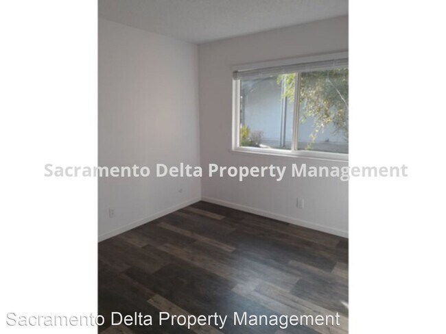 Building Photo - 4 br, 2 bath House - 8545 Cumulus Way