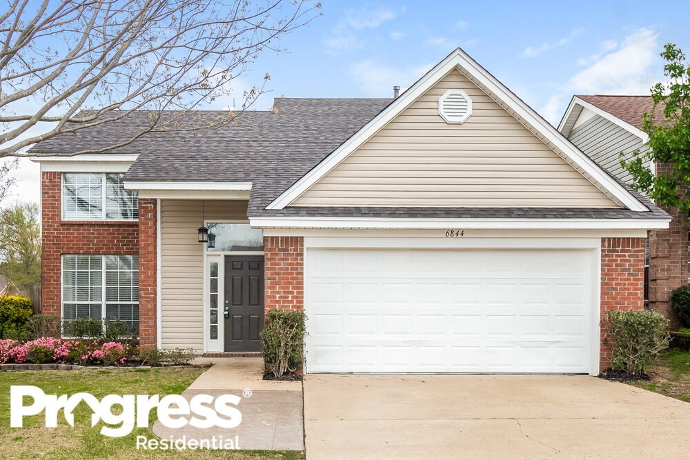 Primary Photo - 6844 Charlotte Dr