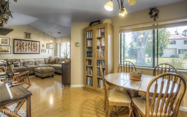 Foto del edificio - 5540 Stonewall Pl