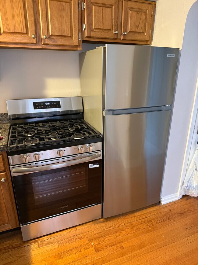 Foto del edificio - 3577 Saybrook Ave