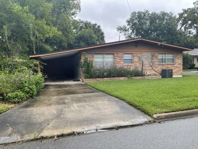 Photo - 2909 Collier Ave House