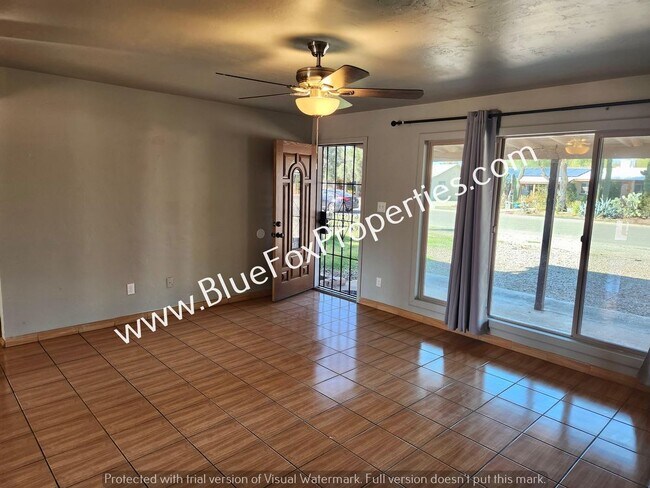 Foto del edificio - 5952 E 25th St