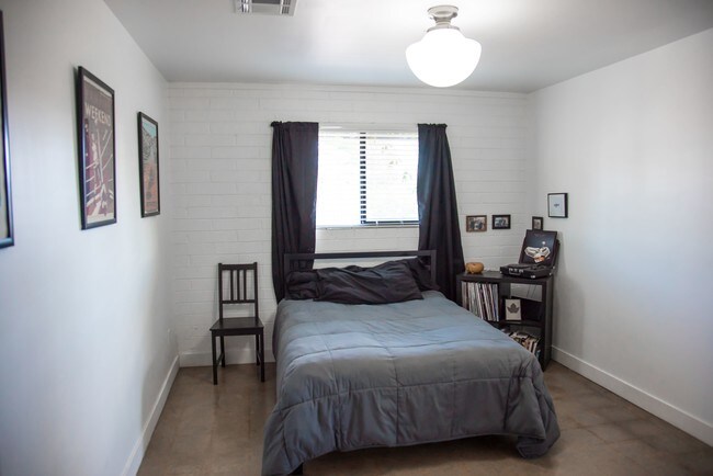 Foto del edificio - 422 N 14th St