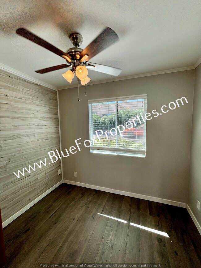 Building Photo - 642 N Richey Blvd