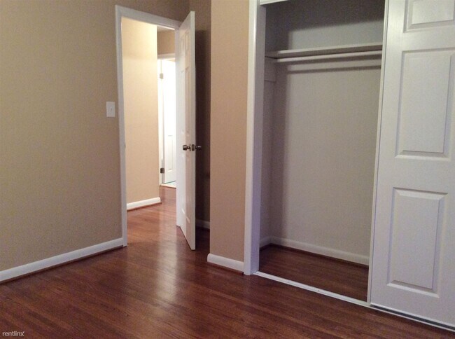 Building Photo - 4 br, 2 bath House - 448 Kim Drive