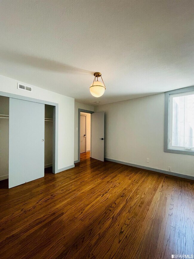 Foto del edificio - 761 Commercial St