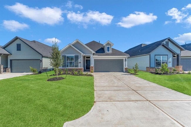 Building Photo - 16906 Tulip Row Ln