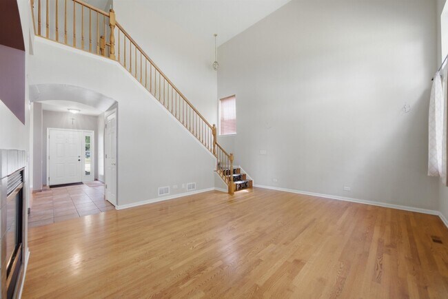 Foto del edificio - 9165 Buckingham Ct