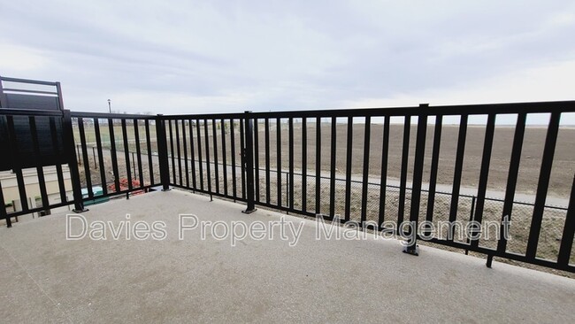Building Photo - 2072 Wonnacott Way SW
