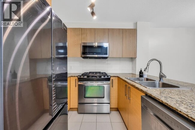 Photo du bâtiment - 5889 Irmin St