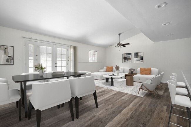 Foto del edificio - 5288 Manhasset Dr