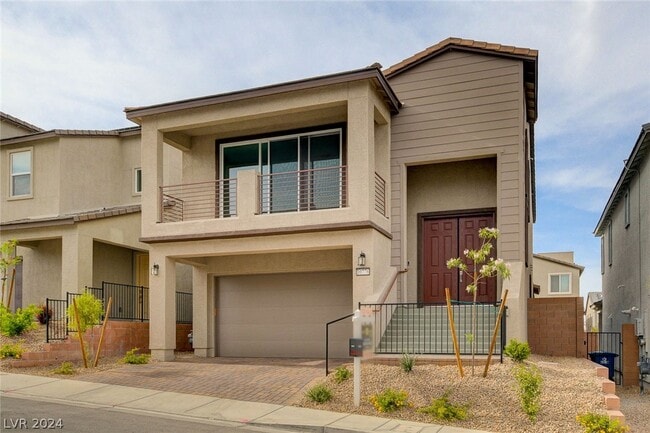 Building Photo - 10776 Mulholland Ave