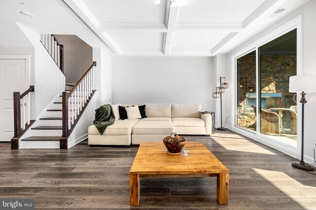 Building Photo - 12890 Sunrise Ridge Aly