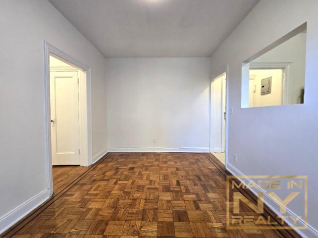 Building Photo - 1 bedroom in ASTORIA NY 11106