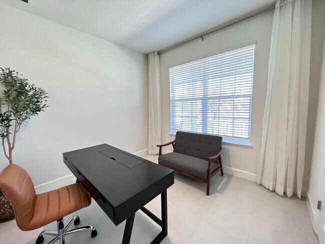 Foto del edificio - Gorgeous Furnished Home in Winter Garden!