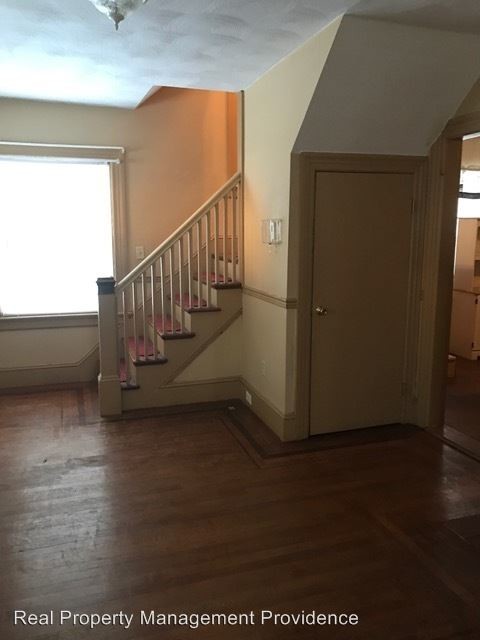 Building Photo - 4 br, 3 bath House - 126 Pawtuxet Ave
