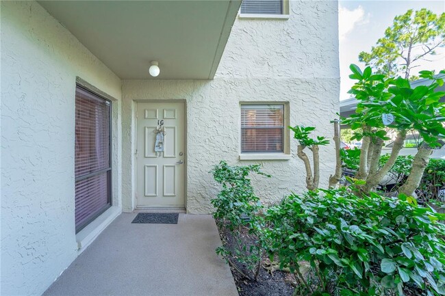 Foto del edificio - 2900 Cove Cay Dr