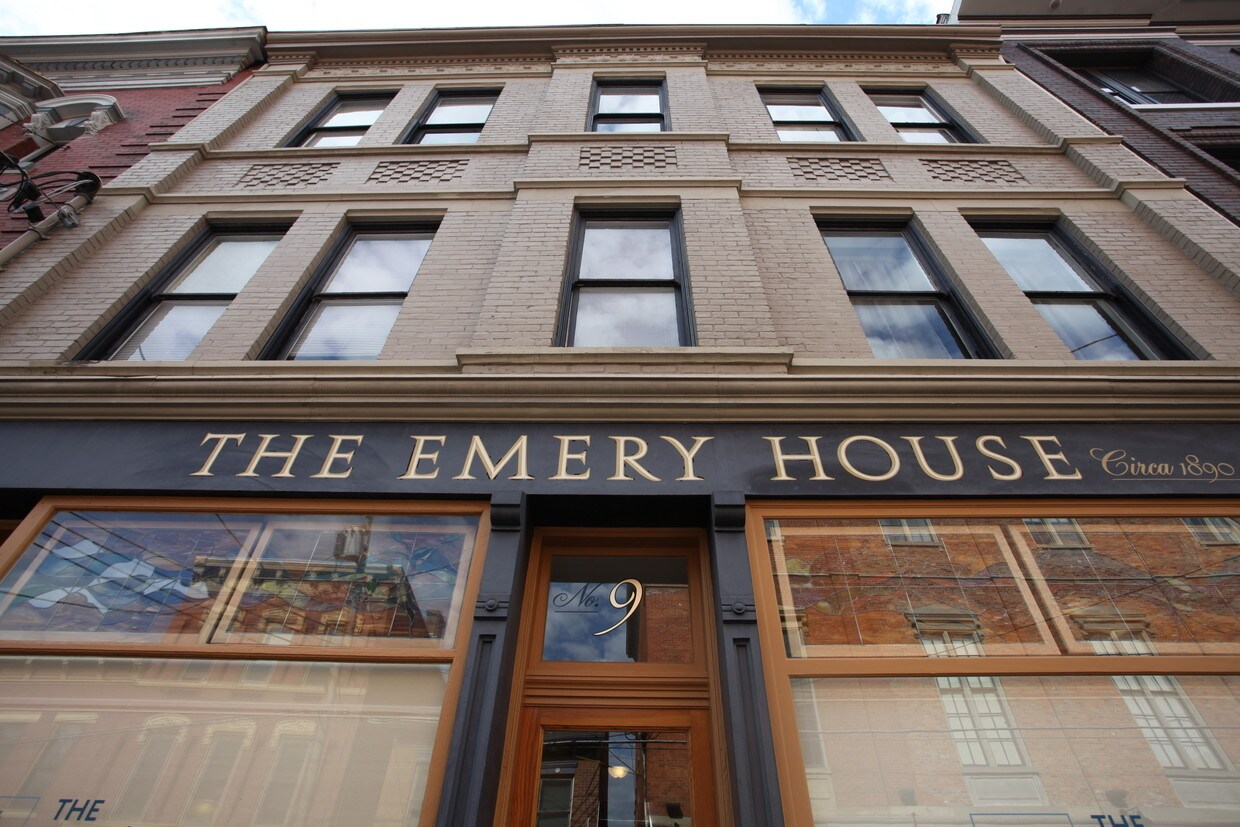 Primary Photo - 7 E 5th St