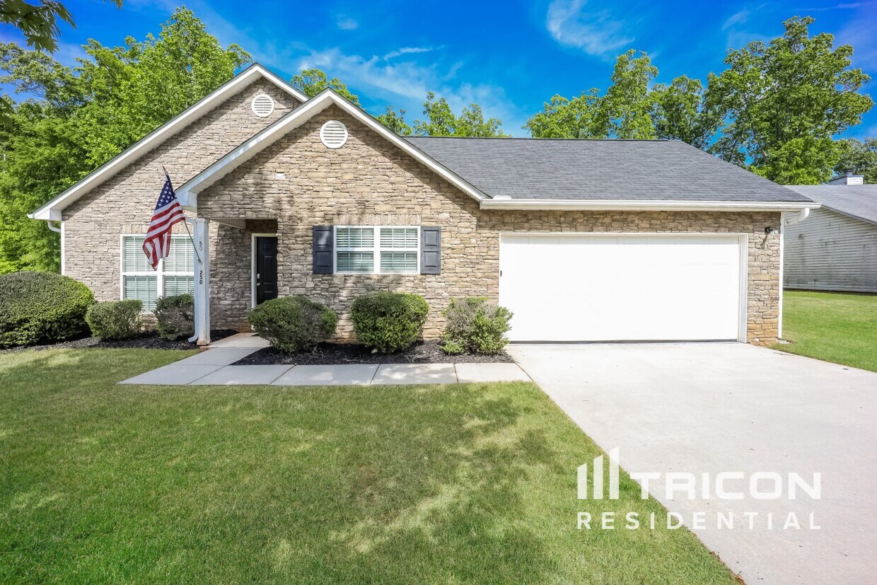 Foto principal - 250 Whistle Way Locust Grove GA
