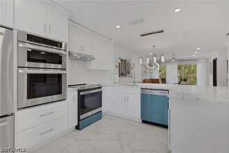 Building Photo - 620 Luisa Ct