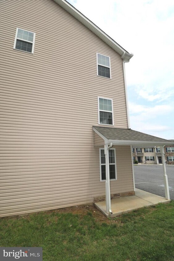 426 Viewpoint Way, Waynesboro, PA 17268 Condo for Rent in Waynesboro