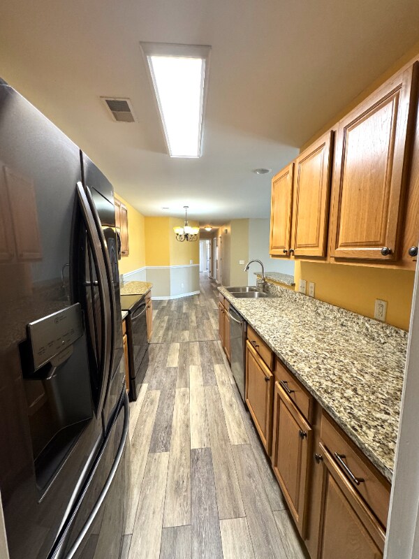 Foto del edificio - 119 Brentwood Dr
