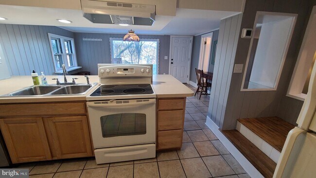 Foto del edificio - 1858 S Delaware Dr