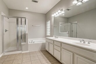 Building Photo - 2626 Canyon Falls Dr