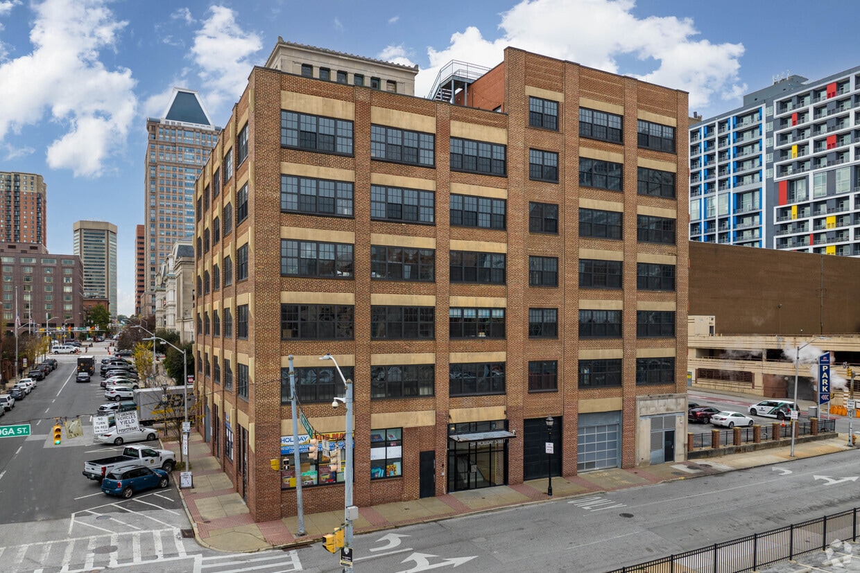 Breco Lofts Apartments in Baltimore, MD