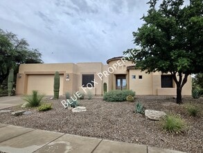 Building Photo - 5070 N Coronado Vistas Pl