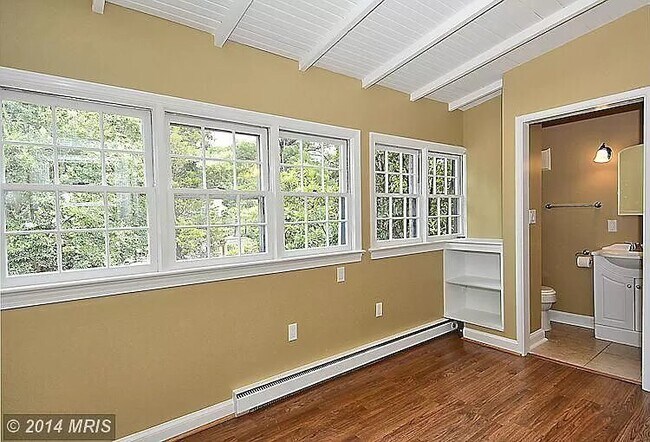 Building Photo - 3805 T St NW