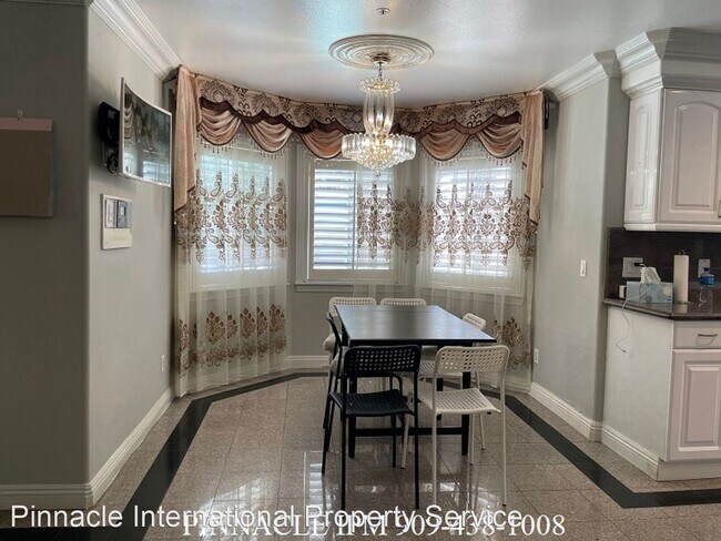 Building Photo - 5 br, 5 bath House - 1008 S. 8th Avenue