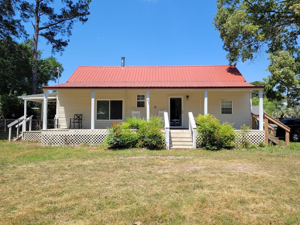 Primary Photo - 1050 Alice Dr
