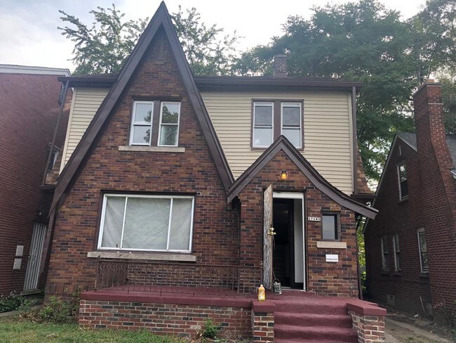 17162 Bradford Ave Detroit Mi 48205 House For Rent In Detroit