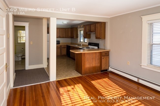 Building Photo - Charming 2 Bedroom Apartment