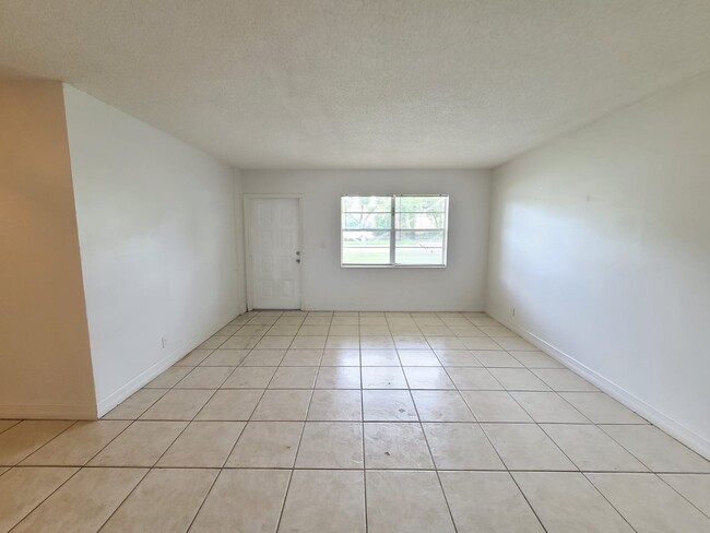 Photo - 4160 NW 21st St Townhome