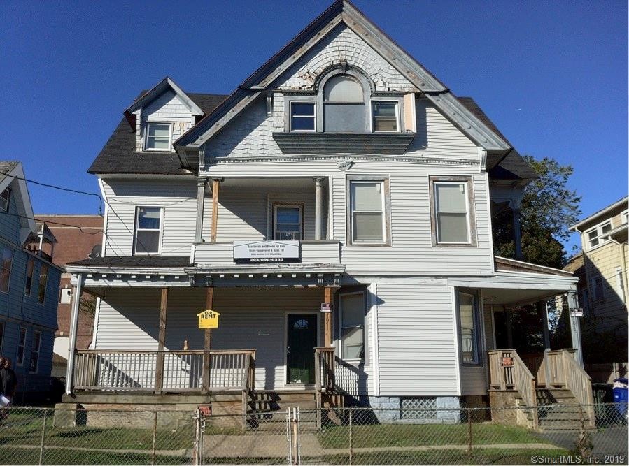 Primary Photo - 1071 Iranistan Ave