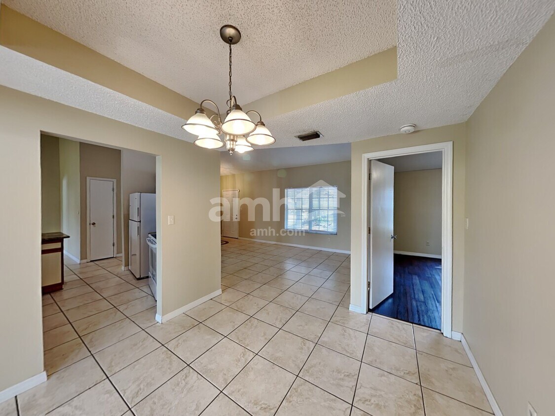 4528 Eden Woods Cir, Orlando, FL 32810 | Apartments.com, image size:1125x844
